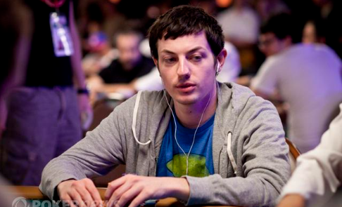 德州扑克PLO策略深度解析HHPOKER俱乐部上的玩家：数学模型与实战技巧全攻略